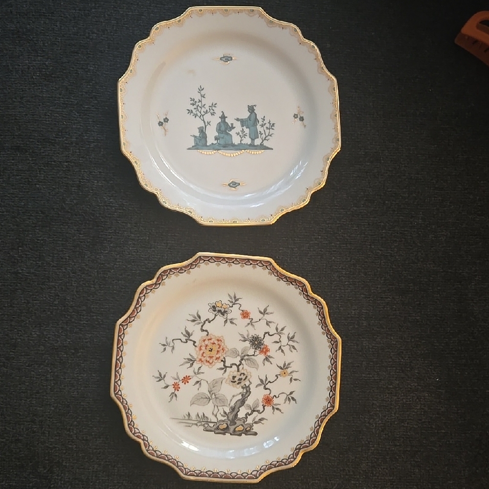 Elegant Floral Porcelain Dinner Plates - Set of 2